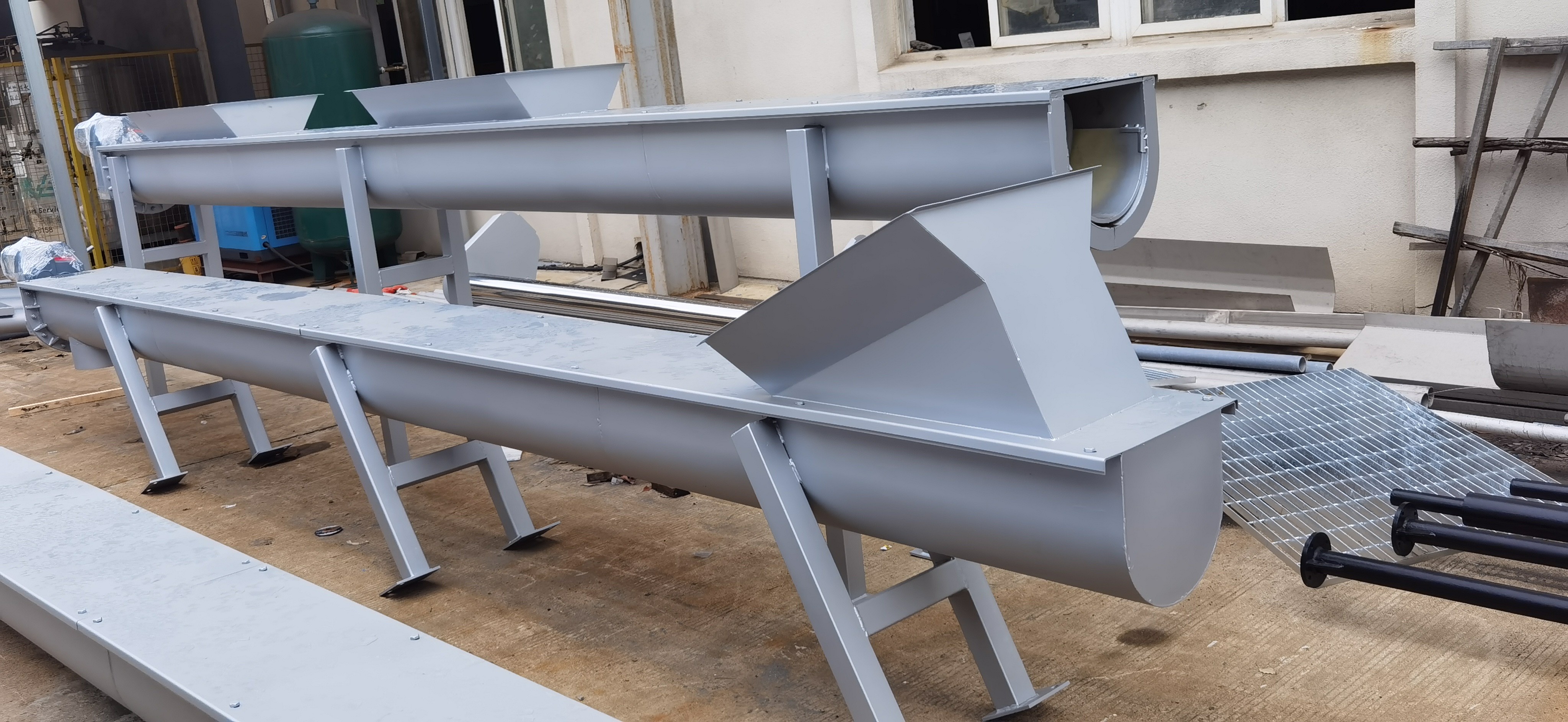 水平螺旋输送机安装布置形式