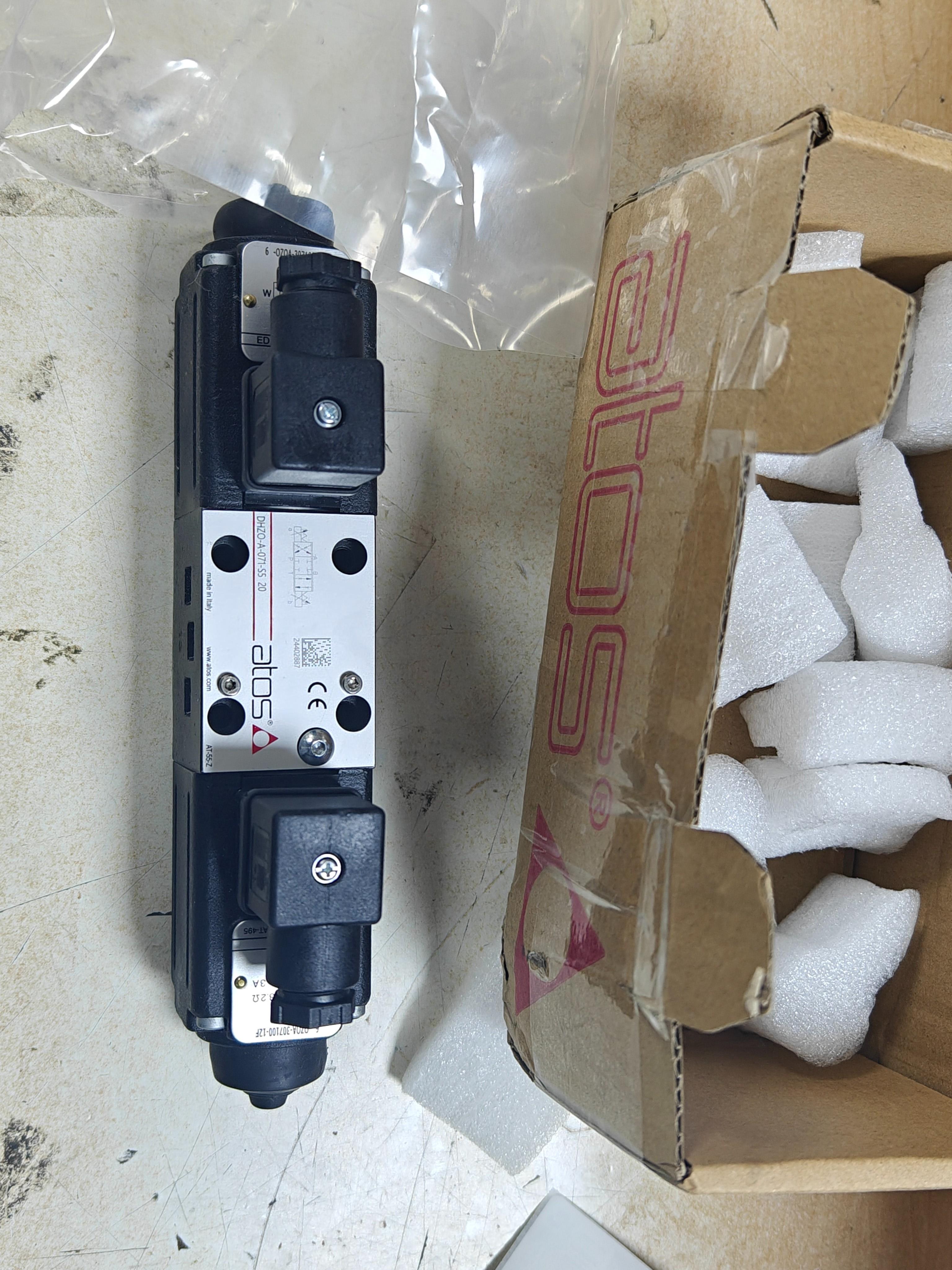 DHZO-A-071-S5 20.jpg DHZO-A-071-S5 20.jpg