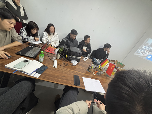 111.png 汉达森组织员工进行-传动应用产品培训