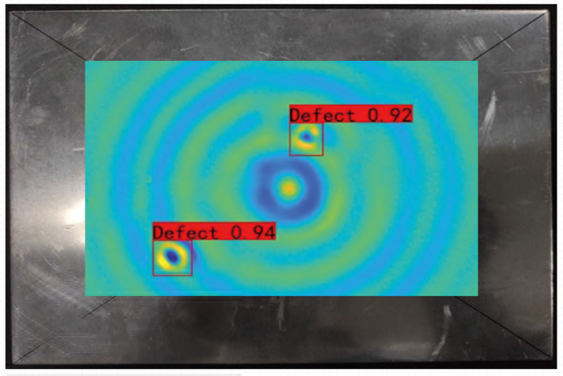 实验瞬态波场检测结果与实际结构盲孔对比图