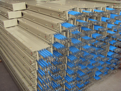 母线444.jpg 母线444.jpg