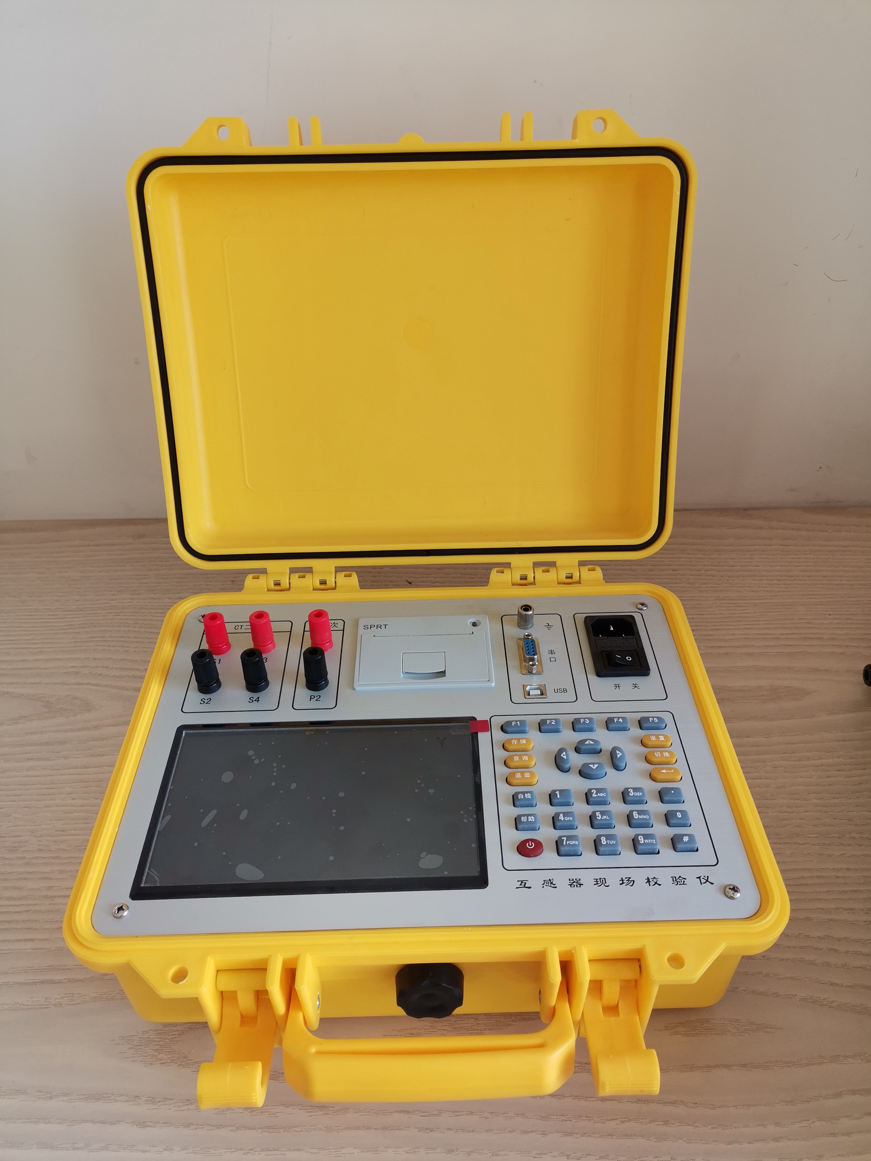 LYBZM-3000《继保测试仪检定装置》匠心制造，产品十分精细