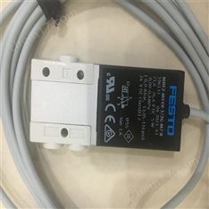 ?實(shí)際應(yīng)用費(fèi)斯托FESTO快插接頭QS-1/8-8